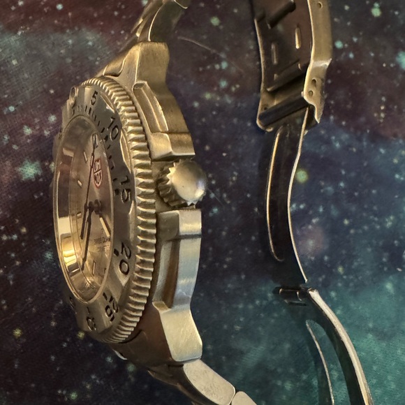 Luminox Series 3200 Watch - Picture 3 of 7